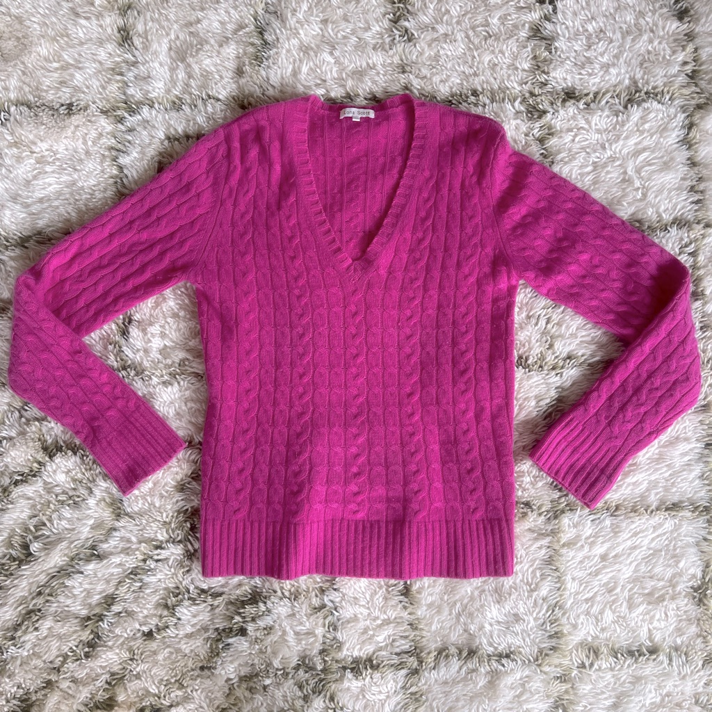 Lona Scott Women's 2-Ply Cashmere V Neck Sweater Pink Size 44 Xl